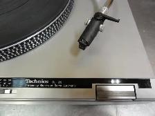Technics Turntable - Photo 2
