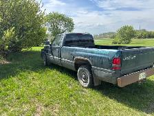 Rusty but Trusty 1996 Ram Conquer with 8ft Box. - Photo 3