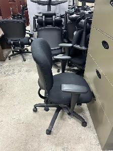 Haworth Improv Task Chair! - Photo 2