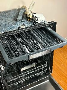 Bosch 800 Series Stainless Steel Dishwasher – SHX7PT55UC - Photo 6