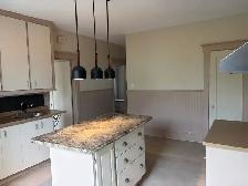 superbe très grand 5 1/2, Limoilou, Libre, Chauffé