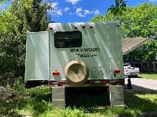 32 ft Forest river Rockwood camper trailer - Photo 3