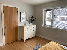 Great central location! Beautiful 3 Beds 1 Bath in Briar Hill! - Photo 10