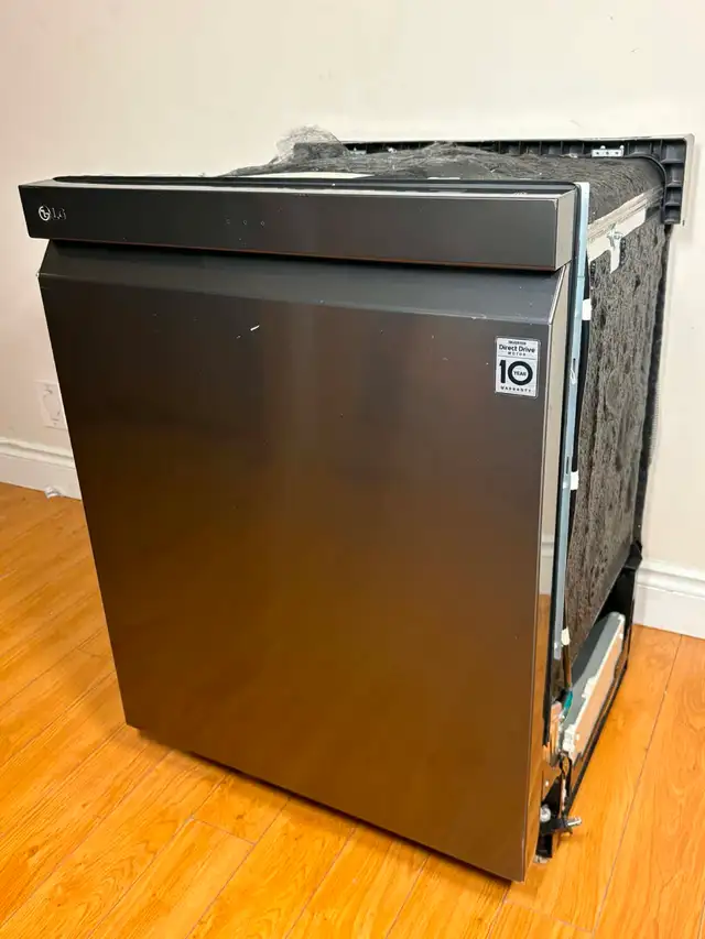 LG LDP6797BD Black Stainless Smart Dishwasher