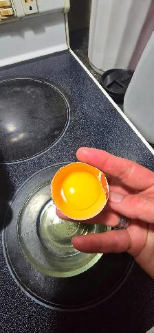 Farm Fresh Eggs 3.75$ a Dozen - Photo 5