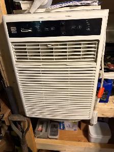 12,000 BTU window air-conditioning