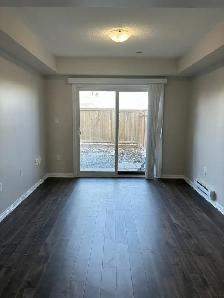 FULL TOWNHOME IN BRAMPTON 3 1 ROOMS 3 W/R - Photo 2