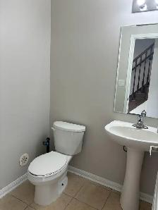 FULL TOWNHOME IN BRAMPTON 3 1 ROOMS 3 W/R - Photo 6