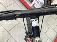 vélo rouge et argent super cycle - Photo 2
