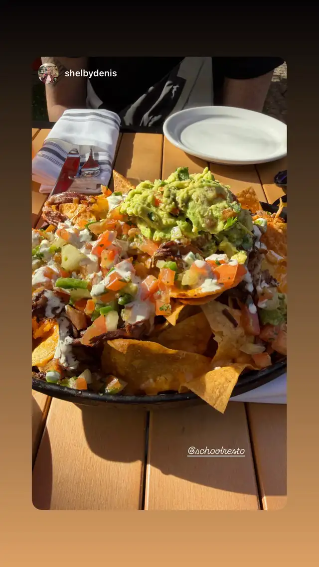 Hiring! Experienced Line Cooks
