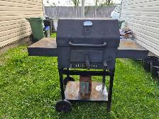 Charcoal BBQ - Photo 2