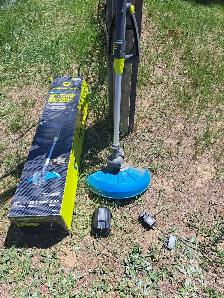 GRASS TRIMMER