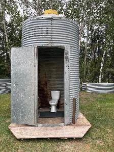 Grain Bin Outhouse - Photo 3