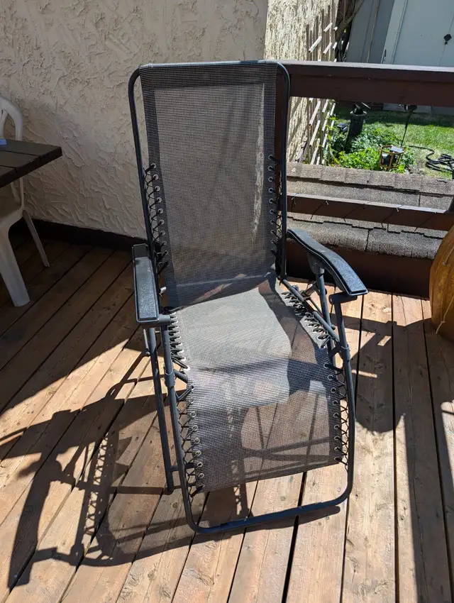Outdoor Gravity Chair