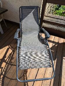 Outdoor Gravity Chair - Photo 2