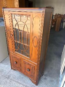 Free delivery antique from 1940 Vintage Wood Display Cabinet - Photo 4