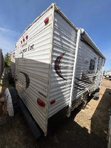 2015 Forest River  - Canyon cat 17QBC w/Bunks - Photo 3