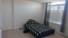 Room available for rent immediately in Brampton - Photo 2