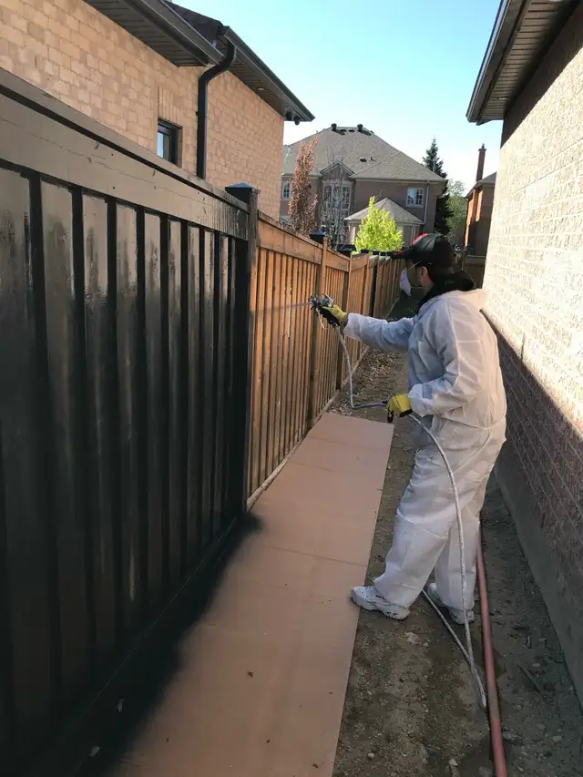 fence deck stain and painting