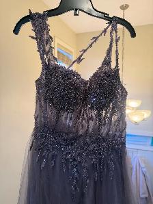 Formal Evening Dress (Never worn) - Photo 2