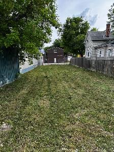 695 Selkirk Ave