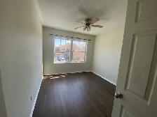 Bright corner unit townhome in Richmond hill - Photo 7