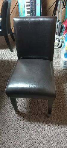 Dining room chairs FREE