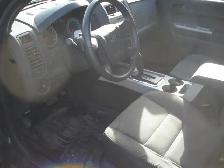 2012 Ford Escape XLT AWD with safety - Photo 3