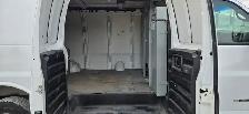 2004 Chevrolet Express Cargo Van 2500 - ONLY 138000km's! - Photo 9