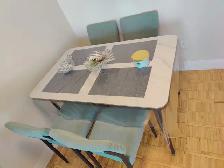 Modern Dining Table Set  – Excellent Condition - Photo 5