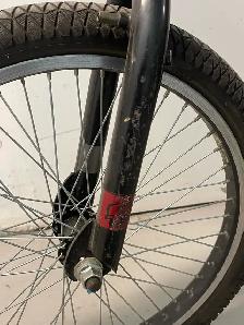 GT BMX Bike - Photo 5