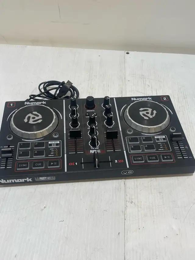 Numark Party Mix