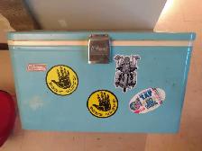 various items for sale - Photo 4