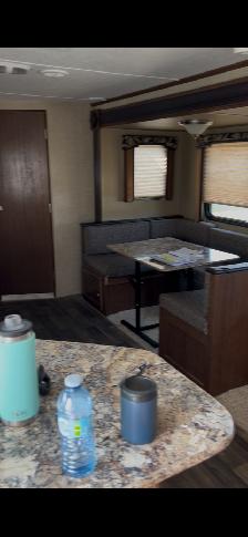 Keystone Hideout 26’ Holiday Trailer - Photo 7