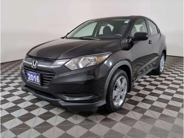 2016 Honda HR-V HR-V AWD | Low Mileage