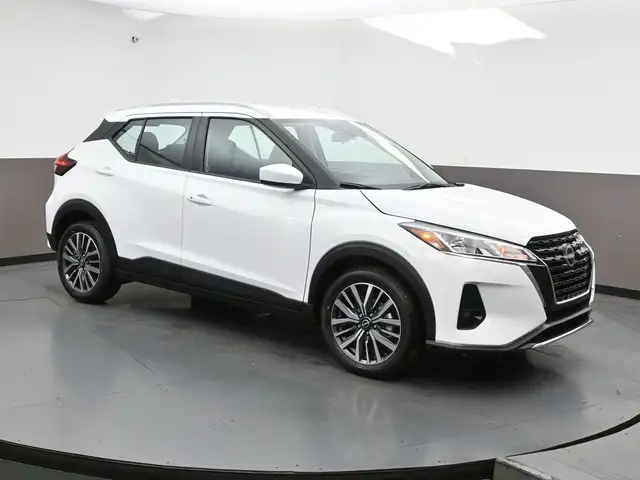 2025 Nissan Kicks Play SV CLEAROUT SALE - CALL 902-469-8484 FOR