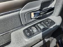 2017 Ram 3500 Crew Cab 4X4 SLT 6.7L - Rebuilt Title - Photo 15
