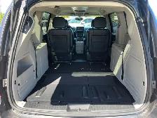 2017 Dodge Grand Caravan CREW PLUS | BACK-UP CAM | NAVI | BLIND - Photo 13
