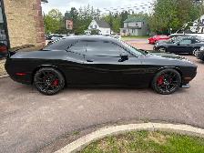 2022 Dodge Challenger R/T Fast 6-Spd Std! Backup Camera! - Photo 7