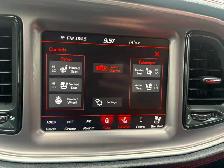 2022 Dodge Challenger R/T Fast 6-Spd Std! Backup Camera! - Photo 15