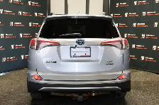 2017 Toyota RAV4 XLE AWD Hybrid - SUNROOF|CAMERA|BLINDSPOT - Photo 5