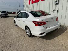 2019 Nissan Sentra SV - Photo 2