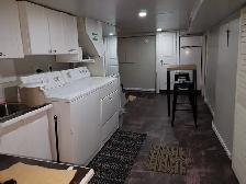 Room available for a female McMaster Student - Photo 7
