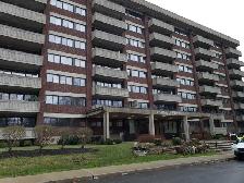 TOUT INCLUS, MEUBLÉ, Grand condo 3et1/2 830p.ca à louer, 1748$, - Photo 2