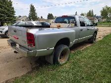 2004 Dodge 3500 - Photo 3