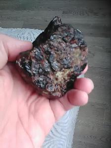 Grenat géant - beaucoup d'inclusions de cristaux - Photo 2