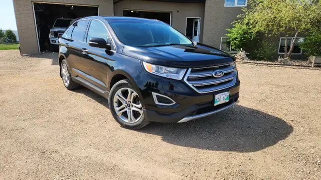 2017 Ford Edge Titanium