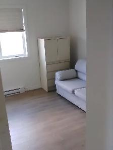 Chambre à louer (Juillet seulement)  lire complet - Photo 3