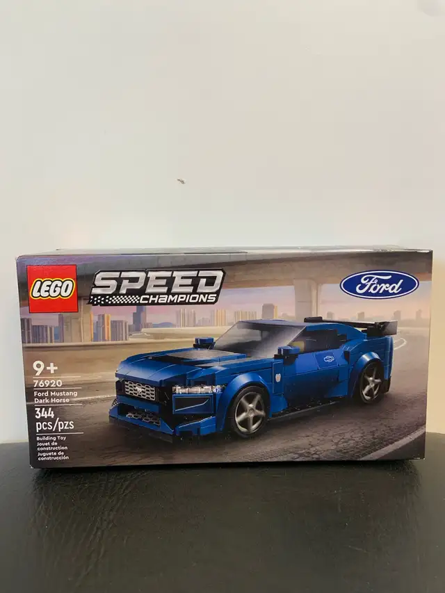 Lego Speed Champions. Ford Mustang Dark Horse
