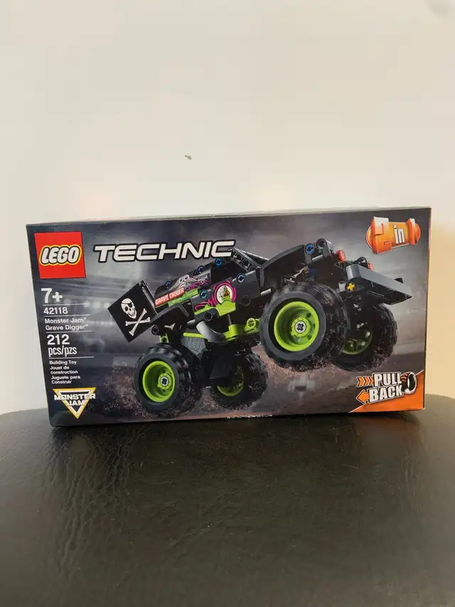 Lego Technic. Monster Jam. Grave Digger